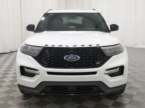 Used 2024 Ford Explorer ST w/ Equipment Group 401A AWD/4WD image 40