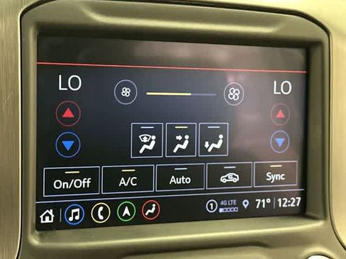 Used 2022 GMC Sierra 2500 Denali AWD/4WD image 16