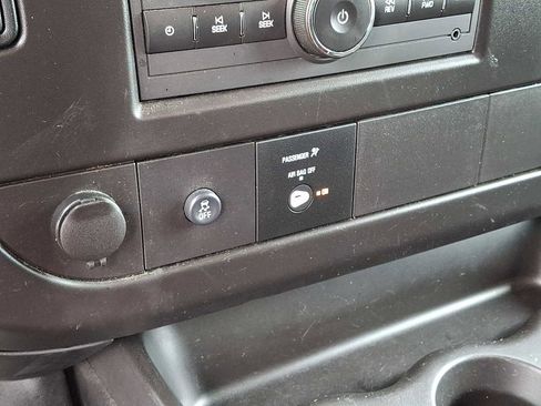Used 2024 Chevrolet Express 2500 w/ Driver Convenience Package RWD image 24