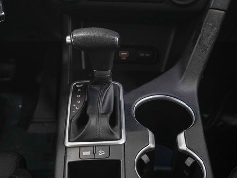 Used 2021 Kia Sportage LX FWD image 17