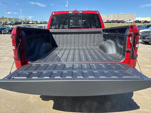 New 2026 RAM 1500 4x4 Crew Cab image 25