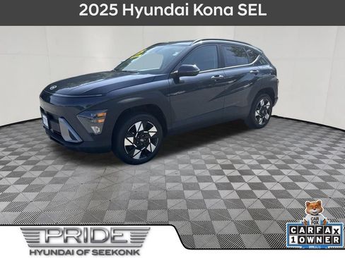 Certified 2025 Hyundai Kona SEL AWD/4WD image 1