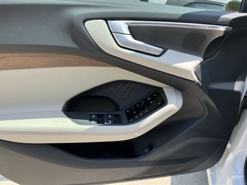 Used 2025 Audi A5 2.0T Premium Plus w/ Premium Plus image 13