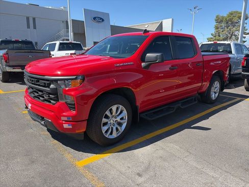 Used 2025 Chevrolet Silverado 1500 Custom RWD image 1