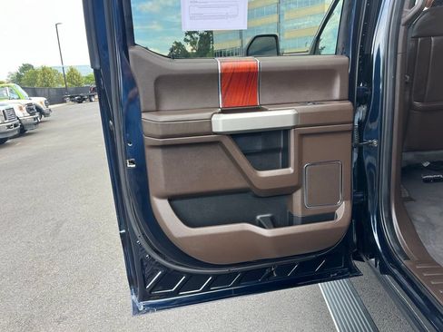 Used 2022 Ford F250 King Ranch w/ King Ranch Ultimate Package AWD/4WD image 17