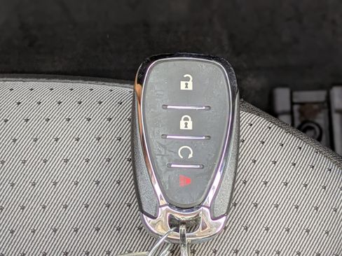 Used 2024 Chevrolet Trax LT w/ Driver Confidence Package image 27