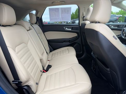 Used 2023 Ford Edge SEL w/ Convenience Package AWD/4WD image 32