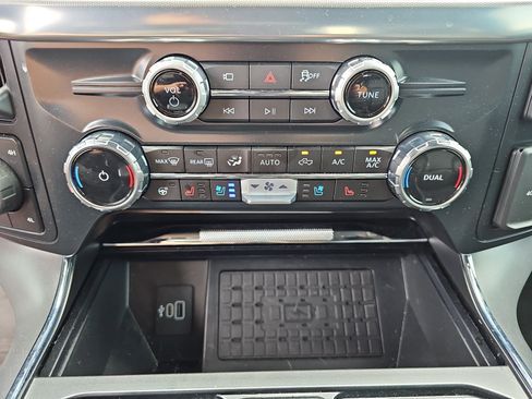 Used 2025 Ford F150 Lariat w/ Equipment Group 502A High AWD/4WD image 26