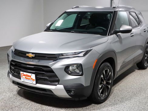 Used 2023 Chevrolet TrailBlazer LT FWD image 30