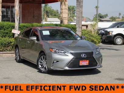 Used 2017 Lexus ES 300h