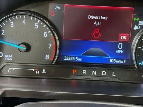 Used 2022 Ford Explorer XLT w/ Equipment Group 202A image 13