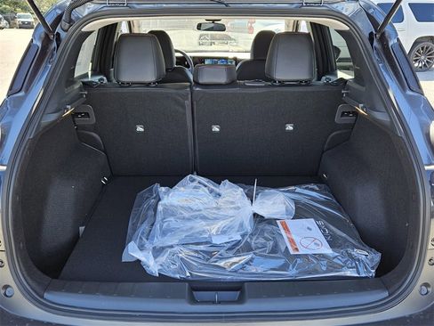 New 2026 Nissan Kicks SR image 11