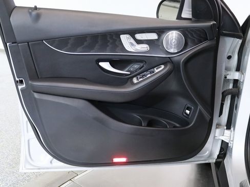 Used 2018 Mercedes-Benz GLC 300 4MATIC Coupe image 12