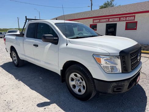 Used 2017 Nissan Titan S AWD/4WD image 1