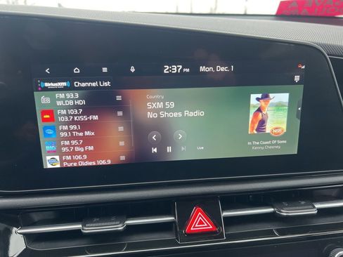 Certified 2023 Kia Niro EX image 56