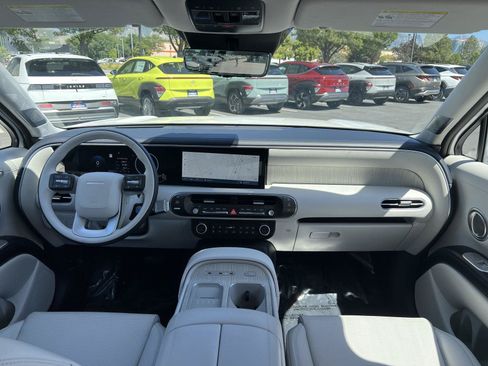Certified 2026 Hyundai Palisade Calligraphy AWD/4WD image 25