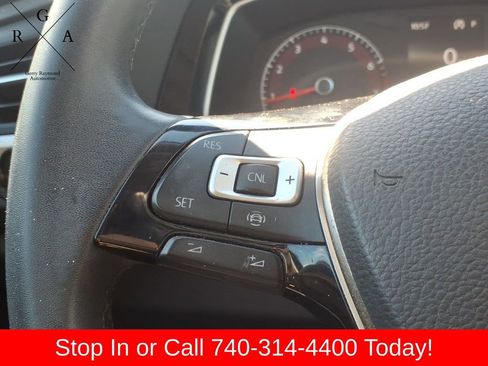 Used 2020 Volkswagen Jetta SE w/ SE Cold Weather Package FWD image 21