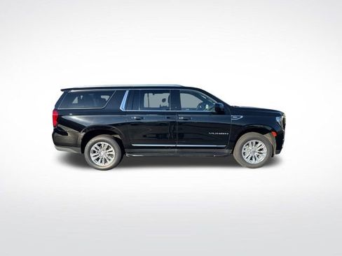 Used 2023 GMC Yukon XL SLT image 6
