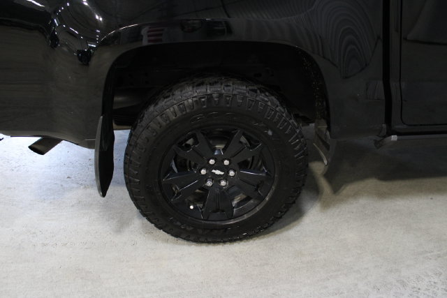 Used 2018 Chevrolet Colorado Z71 w/ Z71 Midnight Edition AWD/4WD image 35