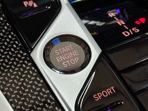 Used 2025 BMW X6 M60i image 39