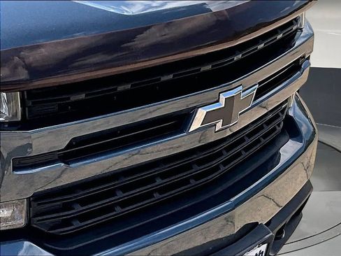 Used 2019 Chevrolet Silverado 1500 RST AWD/4WD image 34