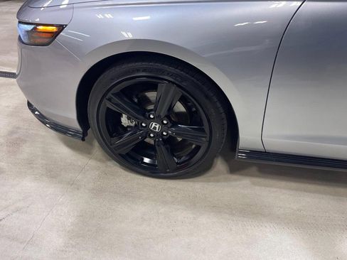 Used 2024 Honda Accord Sport image 6