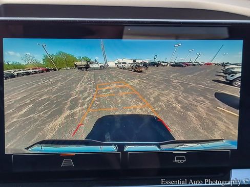 New 2025 GMC Sierra 2500 SLE w/ SLE Convenience Package image 12