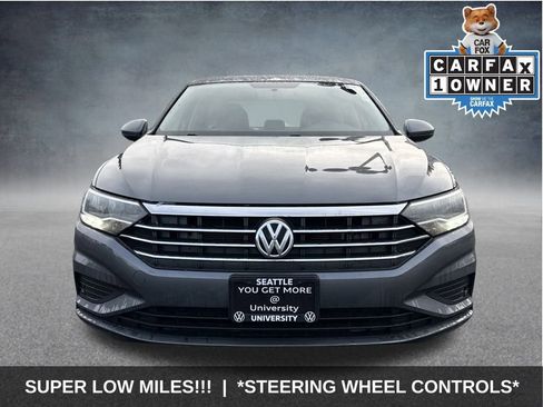 Used 2021 Volkswagen Jetta S image 2