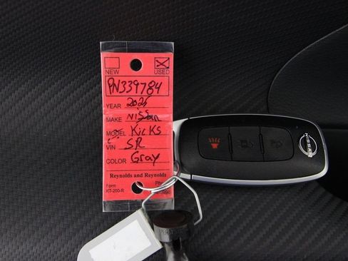 Used 2025 Nissan Kicks SR image 15