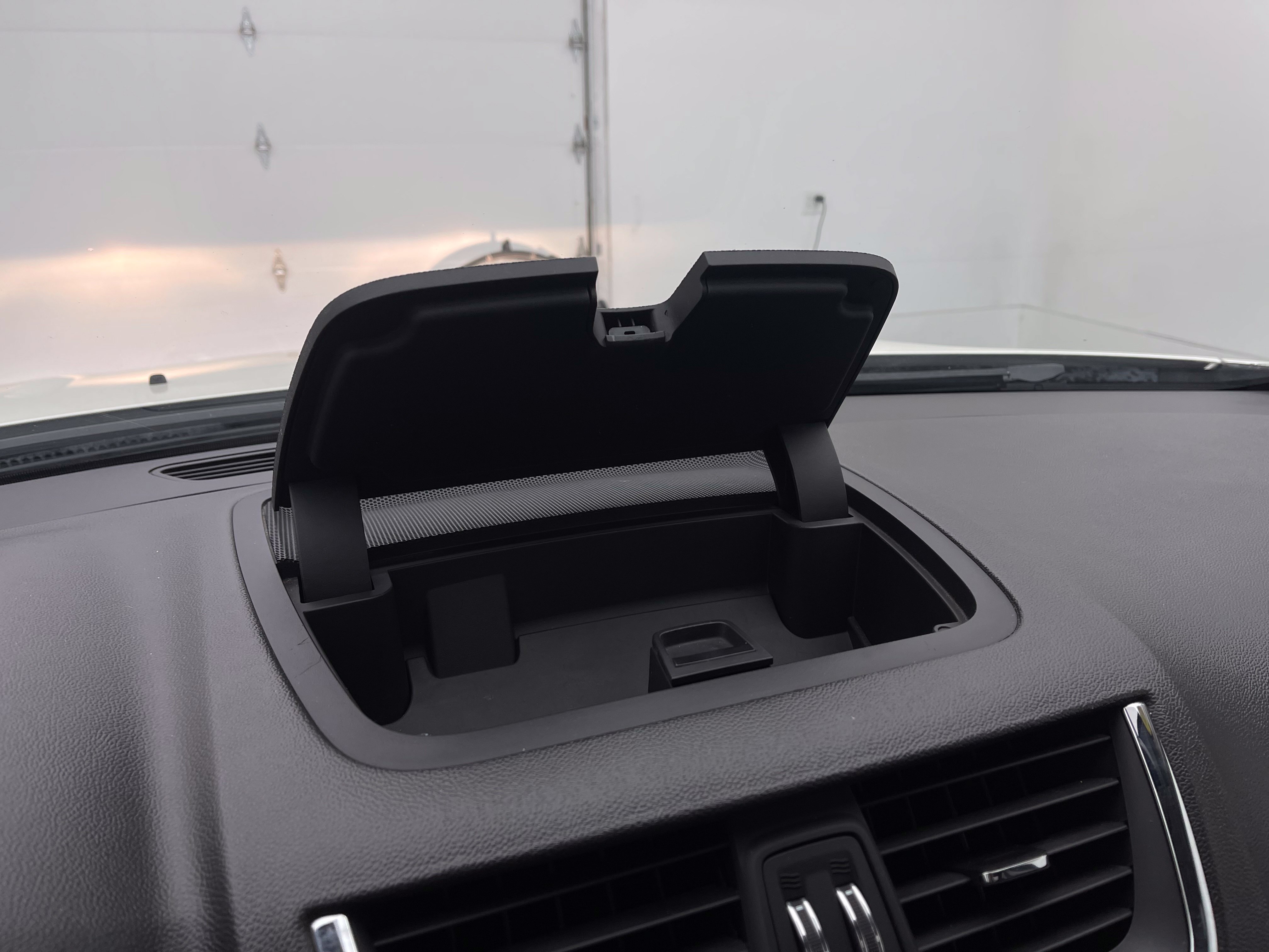Used 2015 GMC Acadia SLT FWD image 23