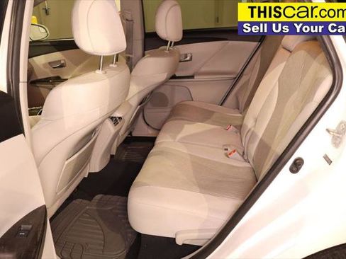 Used 2015 Toyota Venza LE FWD image 23