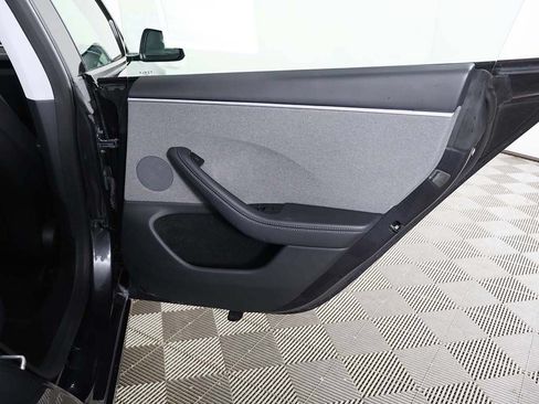 Used 2025 Tesla Model 3 Long Range RWD image 28
