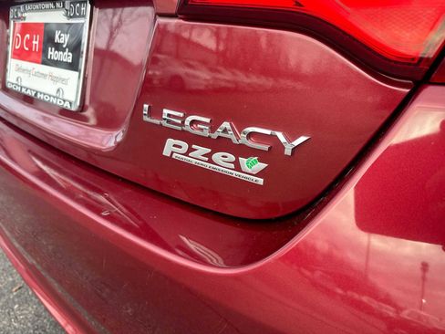 Used 2015 Subaru Legacy 2.5i Limited image 18