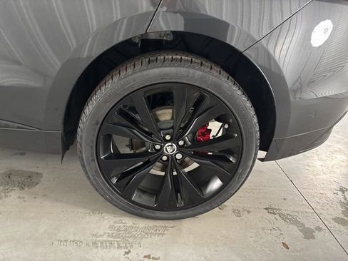 Used 2025 Jaguar F-PACE R-Dynamic S image 11