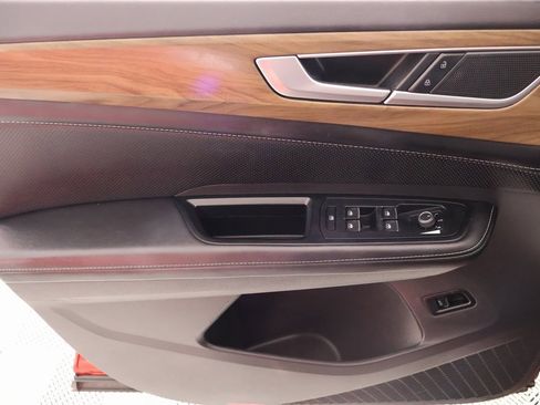 Used 2024 Volkswagen Atlas SE image 17