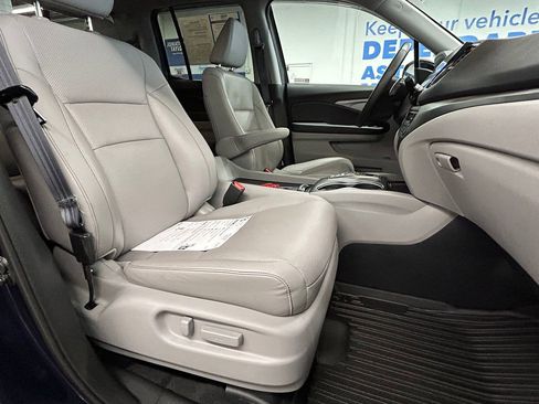 Used 2023 Honda Ridgeline RTL-E image 9