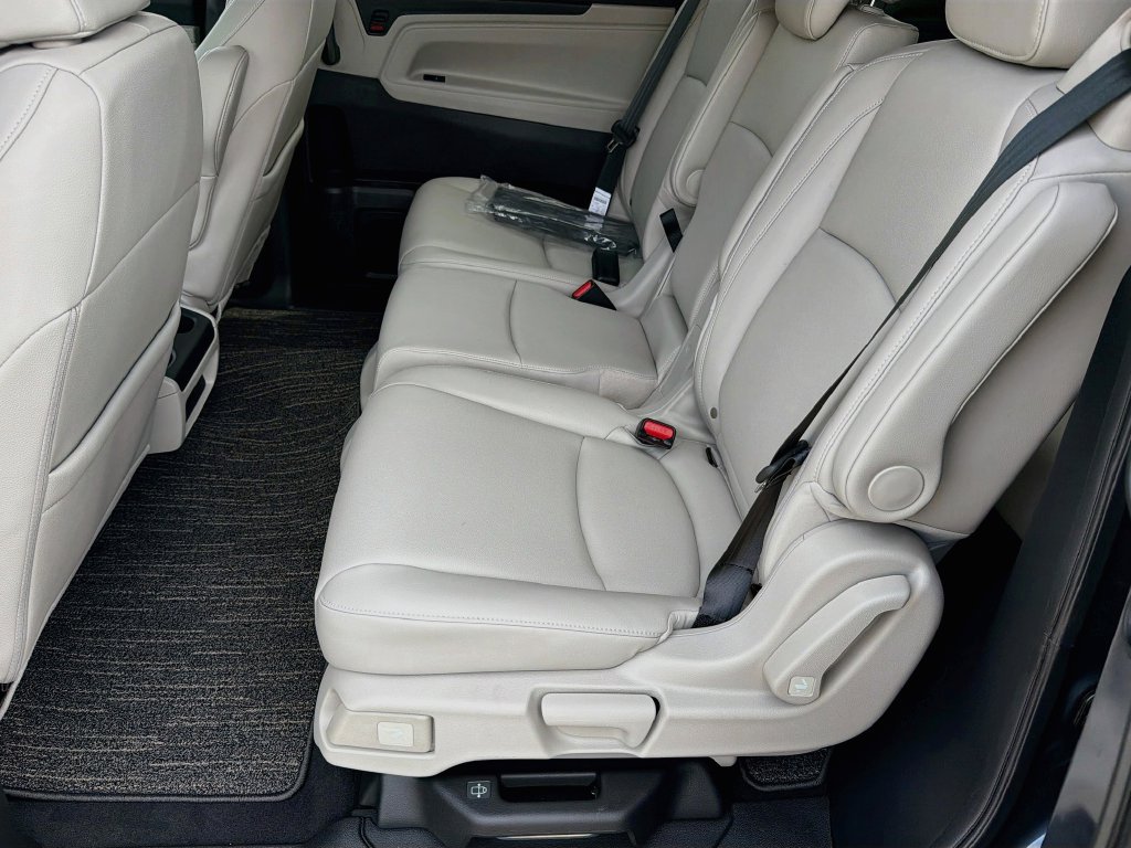 New 2027 Honda Odyssey EX-L image 27