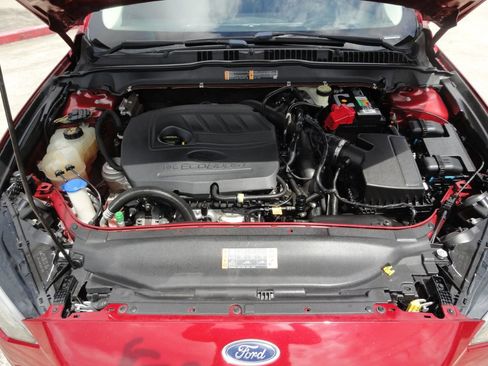 Used 2017 Ford Fusion SE w/ Equipment Group 201A FWD image 22