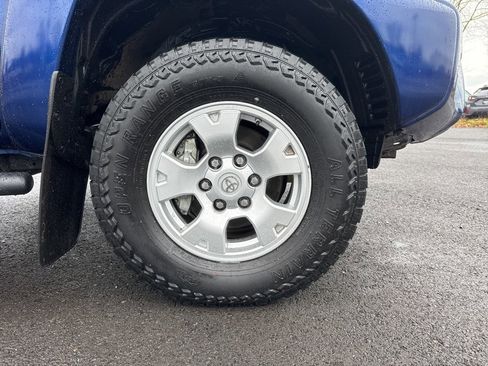 Used 2015 Toyota Tacoma PreRunner image 9