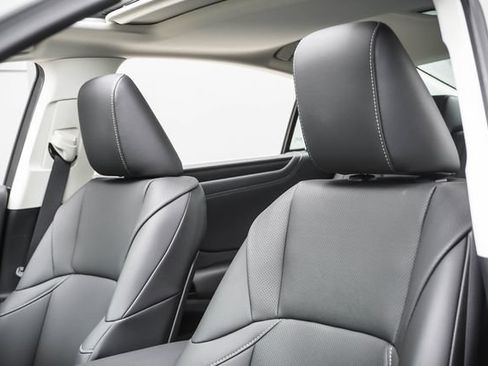 Used 2025 Lexus ES 350 w/ Premium Package FWD image 10