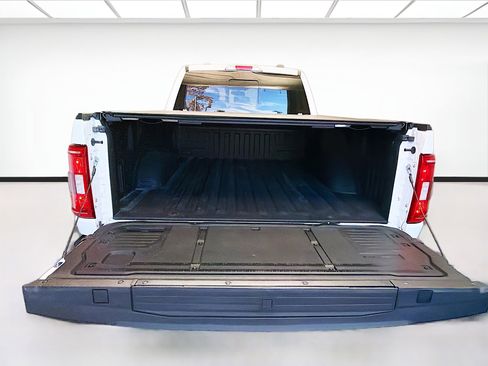 Used 2021 Ford F150 XLT w/ Equipment Group 302A High image 17