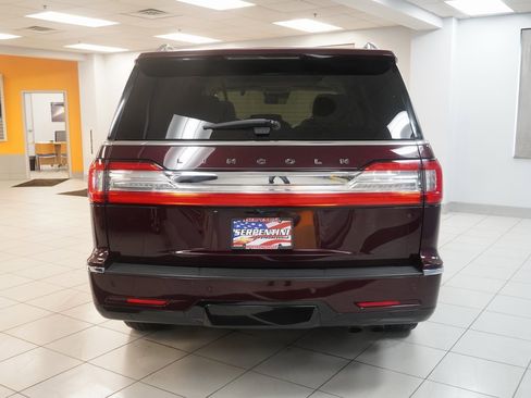 Used 2018 Lincoln Navigator Black Label image 9
