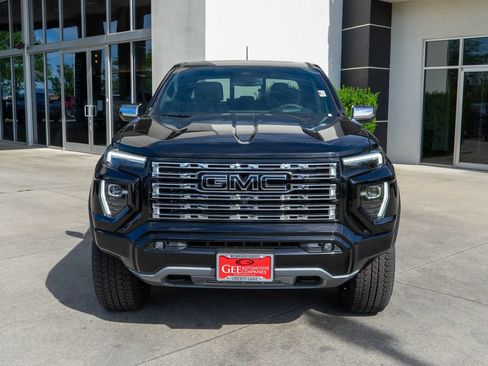 New 2026 GMC Canyon Denali w/ LPO, Denali Black Edition AWD/4WD image 2