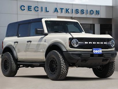 New 2026 Ford Bronco Big Bend w/ Black Appearance Package