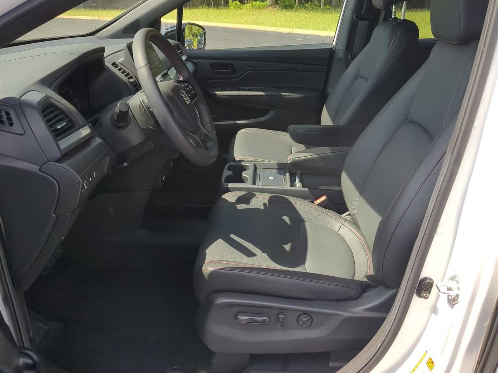 New 2026 Honda Odyssey Sport-L image 14