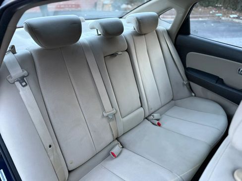 Used 2009 Hyundai Elantra GLS image 16
