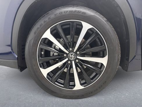 Used 2022 Toyota Highlander XSE image 29