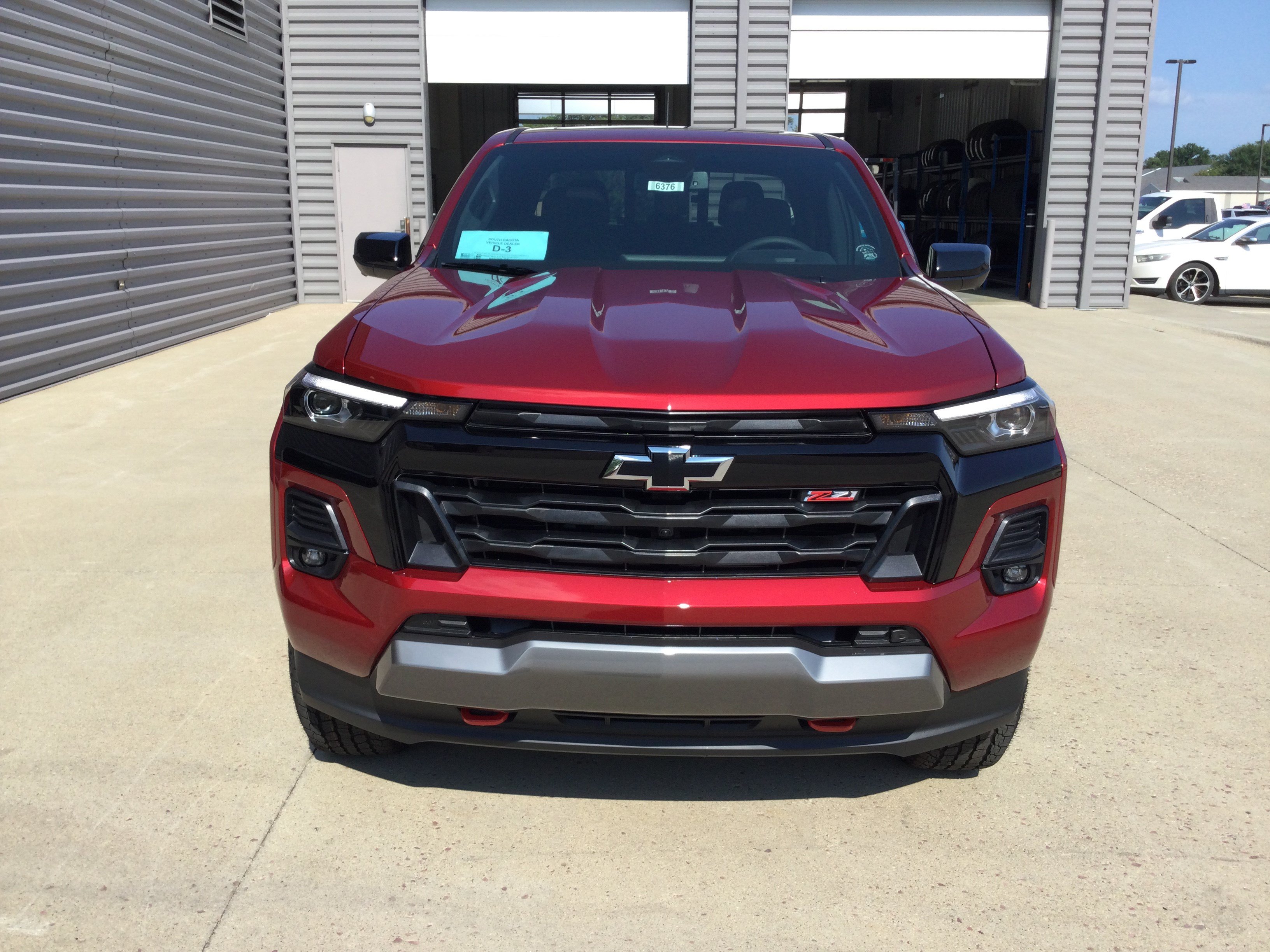New 2026 Chevrolet Colorado Z71 w/ Technology Package AWD/4WD image 3