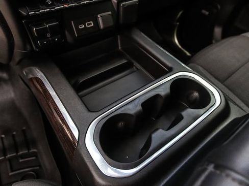 Used 2020 GMC Sierra 1500 Elevation w/ Elevation Value Package AWD/4WD image 35