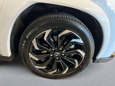 Used 2023 Lexus UX 250h F Sport image 8